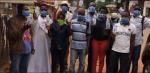 Le gouvernement camerounais arrête des bénévoles qui distribuaient des masques sponsorisés par un opposant Le gouvernement camerounais arrête des bénévoles qui distribuaient des masques sponsorisés par un opposant