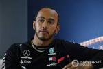 Mort de George Floyd : Hamilton, le champion de F1, «submergé de rage» face à l'injustice raciale Mort de George Floyd : Hamilton, le champion de F1, «submergé de rage» face à l'injustice raciale