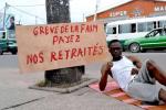 Congo-B : dans un rond-point de Brazzaville, un jeune de la société civile en grève de la faim Congo-B : dans un rond-point de Brazzaville, un jeune de la société civile en grève de la faim