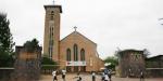 RDC : Des dizaines de jeunes ont caillassé l’archevêché de Kinshasa