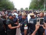 Congo-B : le Sénat appelle le gouvernement à discipliner certains policiers Congo-B : le Sénat appelle le gouvernement à discipliner certains policiers